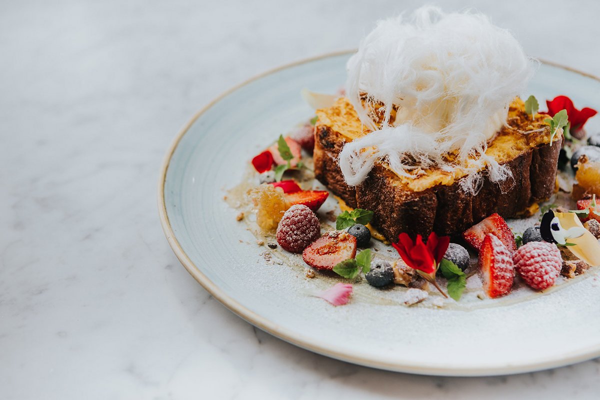 新競(jìng)爭(zhēng)格局中輕餐飲品牌的突圍 新競(jìng)爭(zhēng)格局中輕餐飲品牌的突圍,餐飲品牌品牌設(shè)計(jì),輕飲食品牌,深圳品牌設(shè)計(jì),深圳品牌策劃,深圳品牌全案策劃,深圳品牌形象塑造,深圳餐飲品牌設(shè)計(jì),輕品牌,左右格局